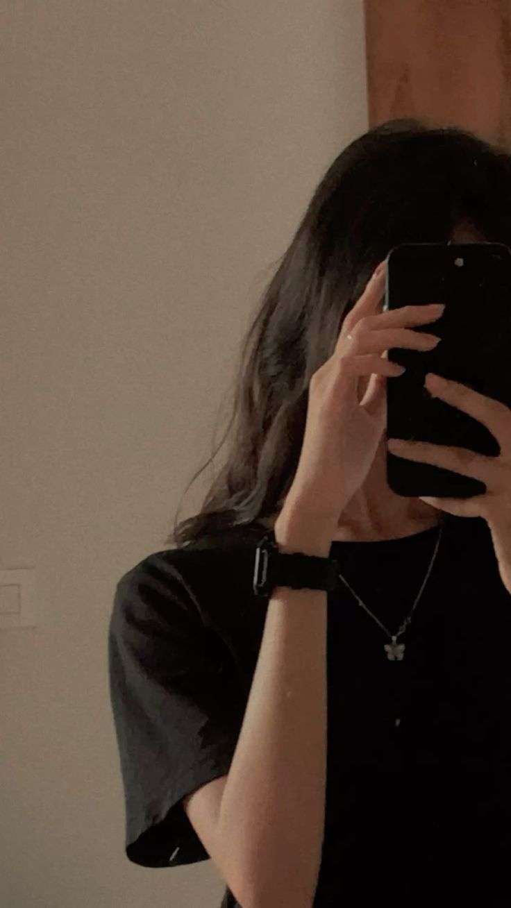 Thara Fernando Profile Picture