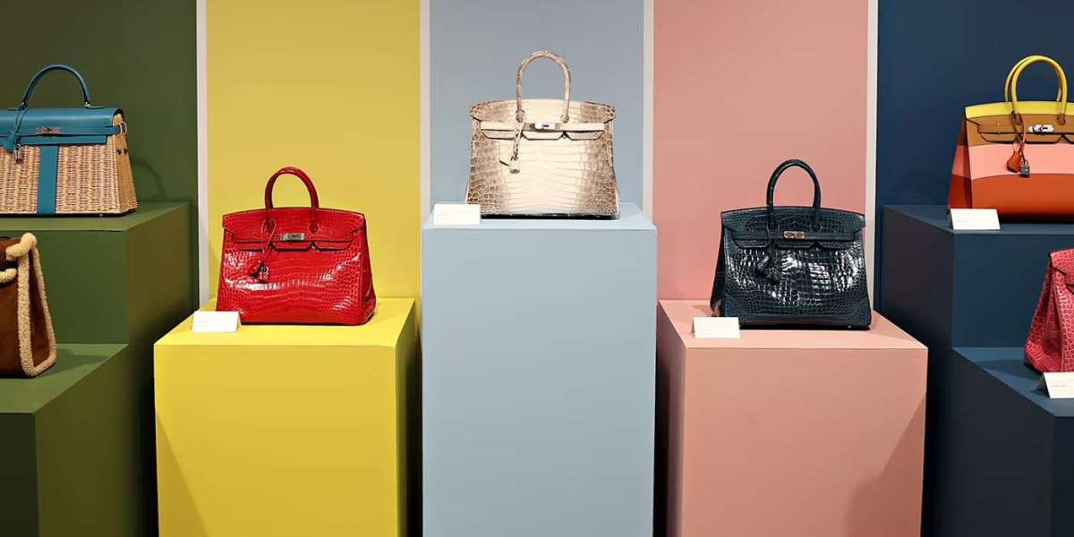 සුපිරි ධනවතුන්ගේ සිහිනය: Hermes Birkin සහ Kelly බෑග් ගැන ඔබ නොදත් රසවත් කරුණු.